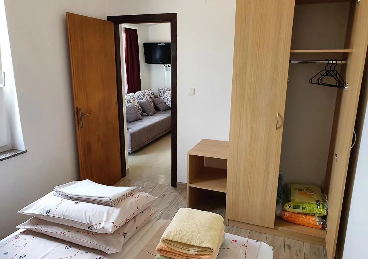 Villa Ivanovic Vir Apartmán