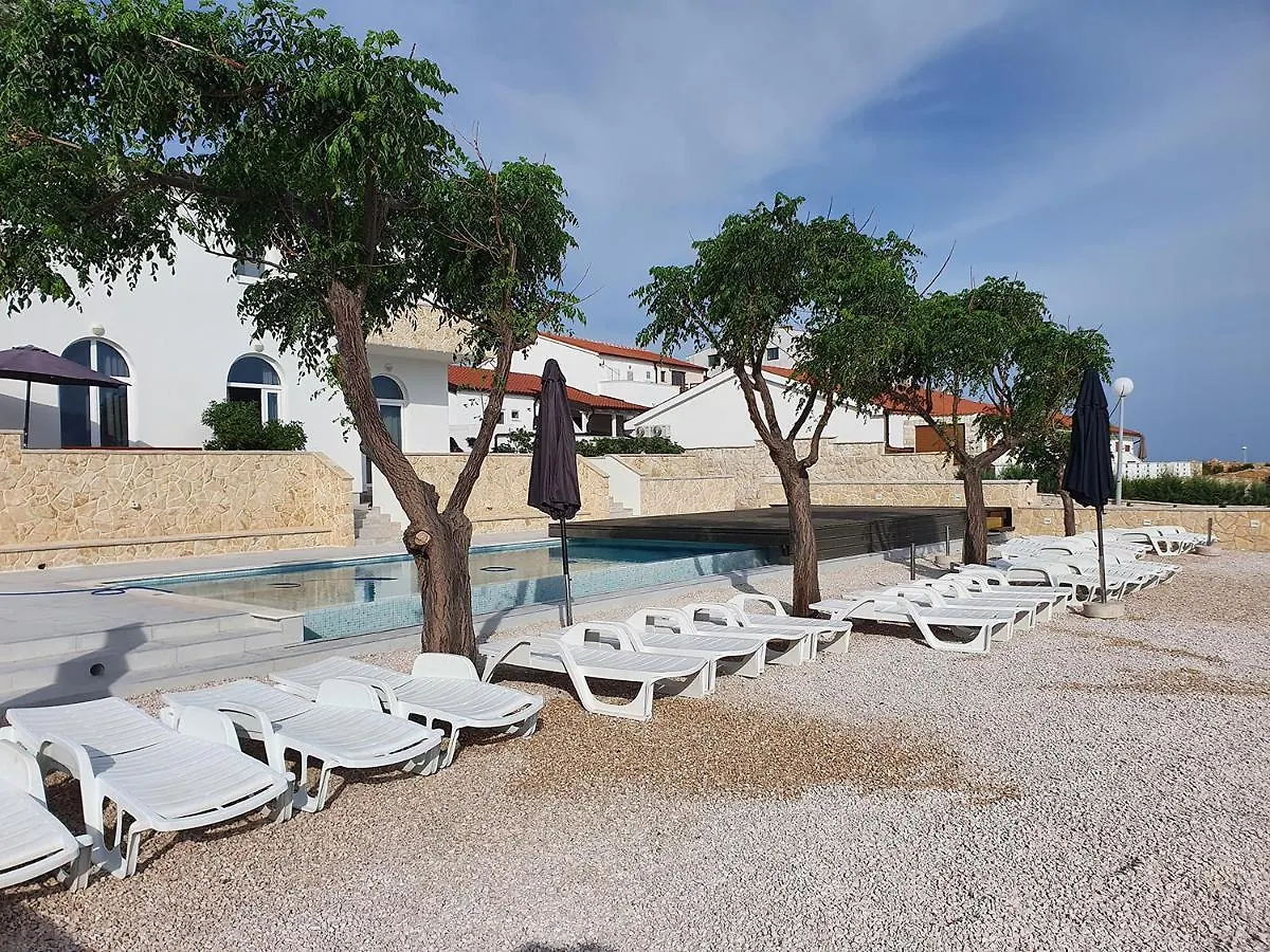 Villa Ivanovic Vir Apartment